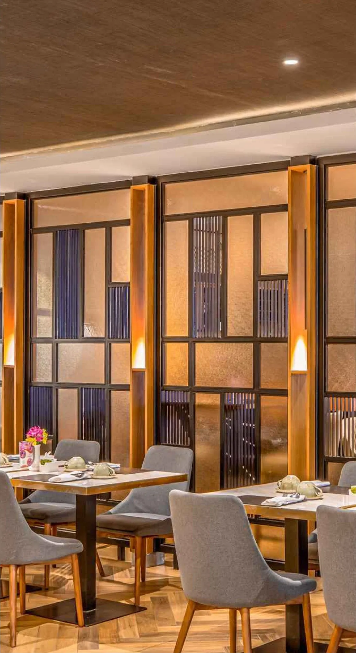 Brasserie Restaurant - contemporary dining space with ambient lighting